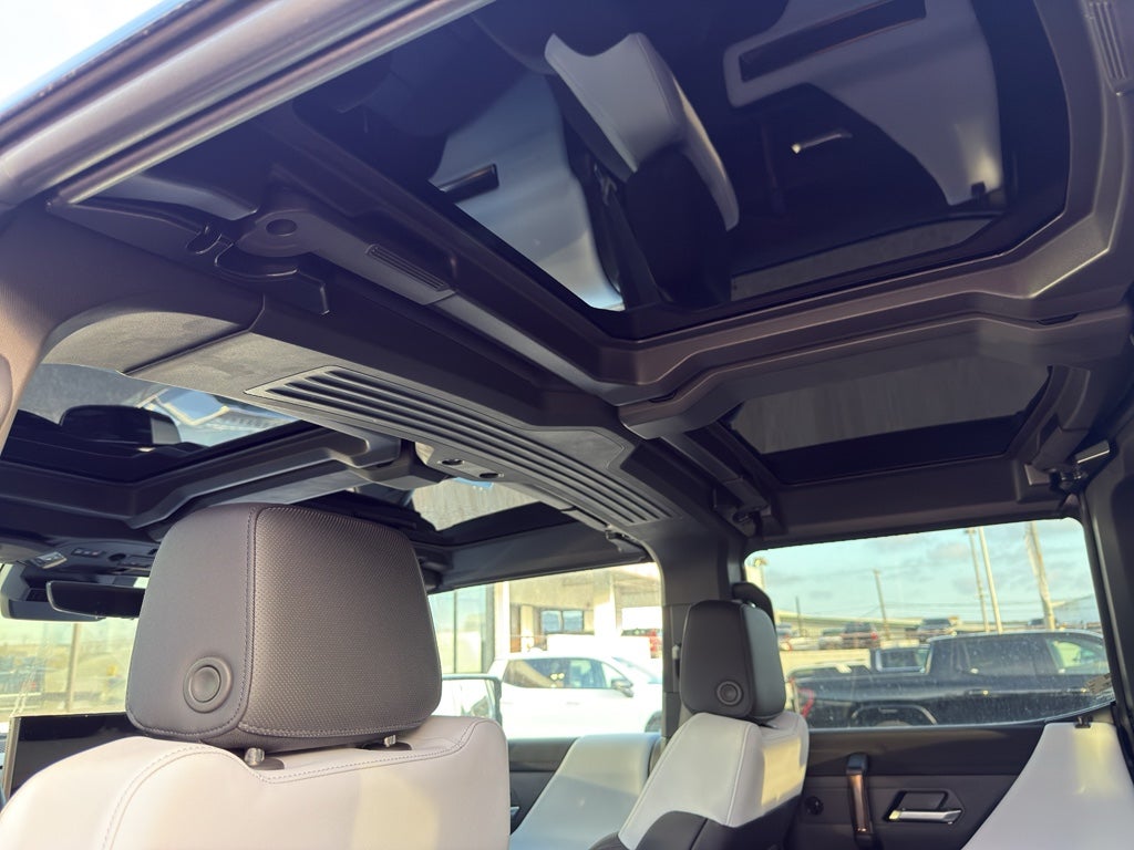 2025 GMC HUMMER EV SUV 2X