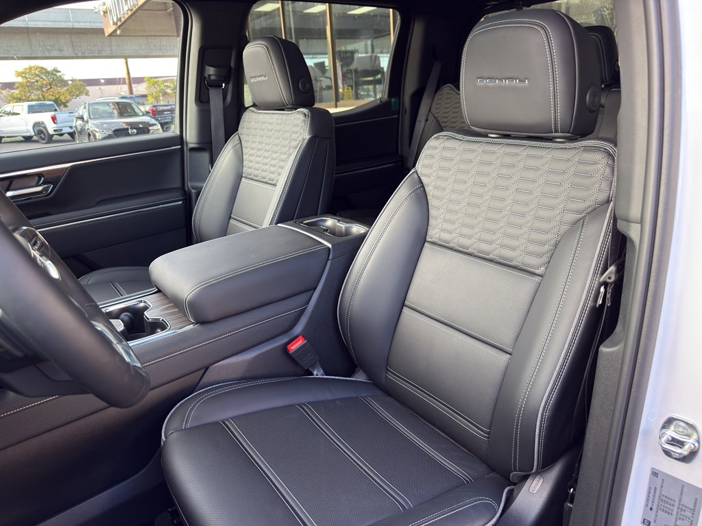 2025 GMC Sierra EV Max Range Denali