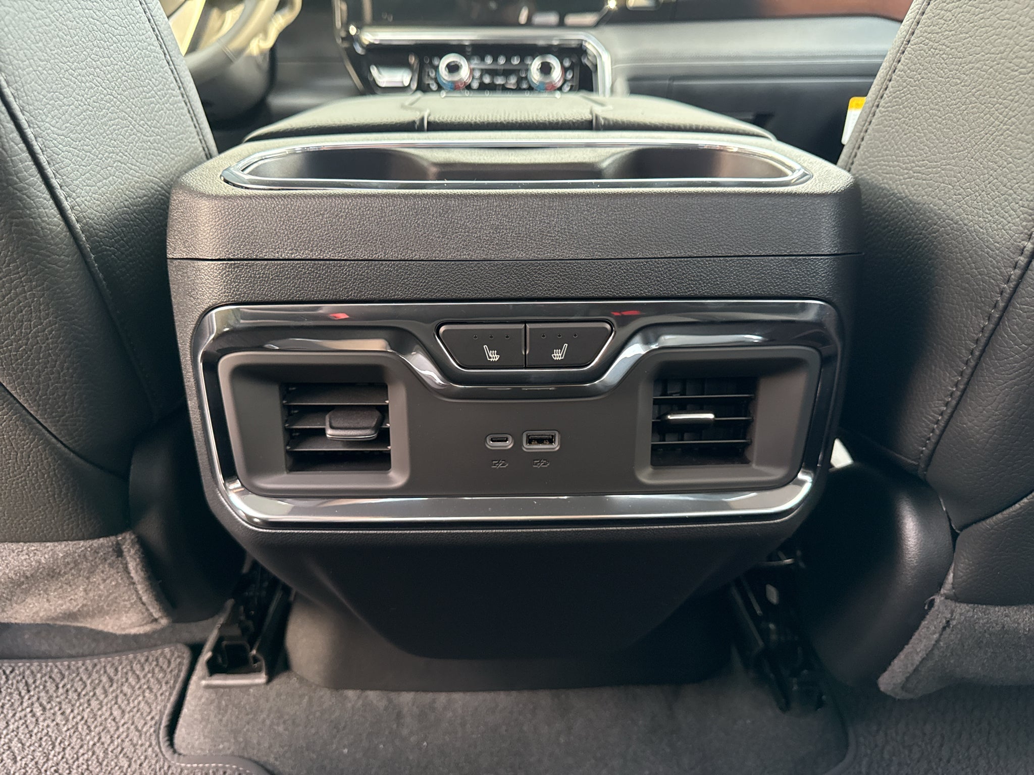 2026 GMC Sierra 2500HD Denali - Photo 11
