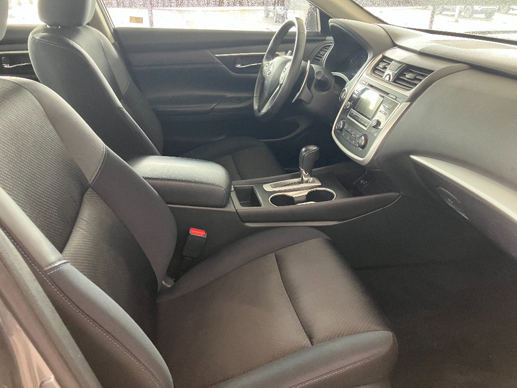 2017 Nissan Altima 2.5 SR