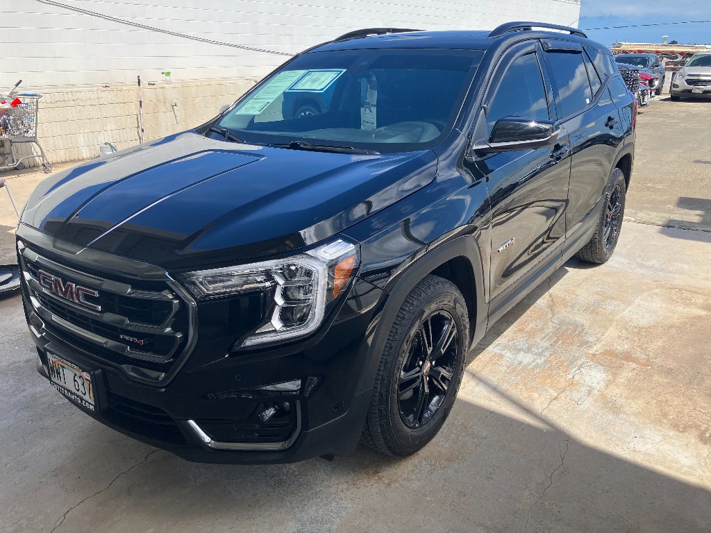2023 GMC Terrain AT4