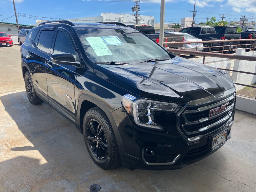 2023 GMC Terrain AT4
