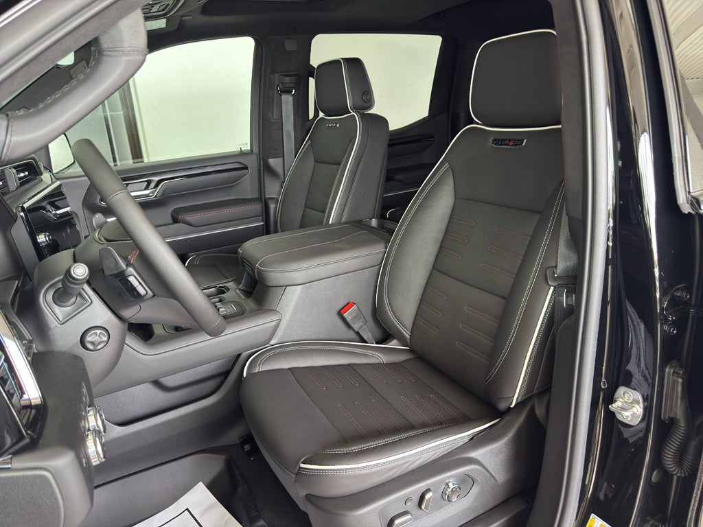 2026 GMC Sierra 1500 AT4X - Photo 11
