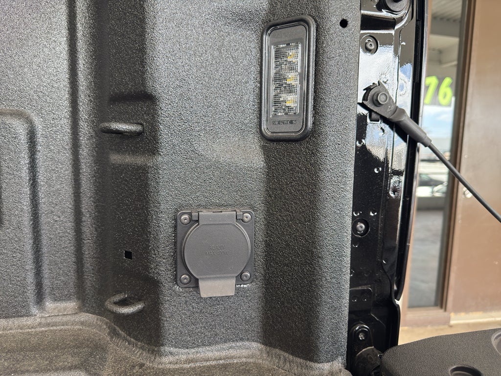 2026 GMC Sierra 1500 AT4X - Photo 17