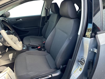 2013 Volkswagen Jetta Base