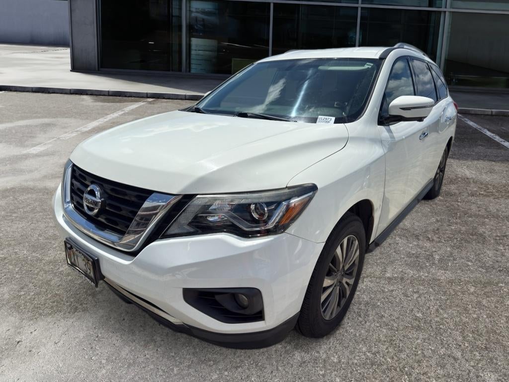 2020 Nissan Pathfinder SL 2WD's photo
