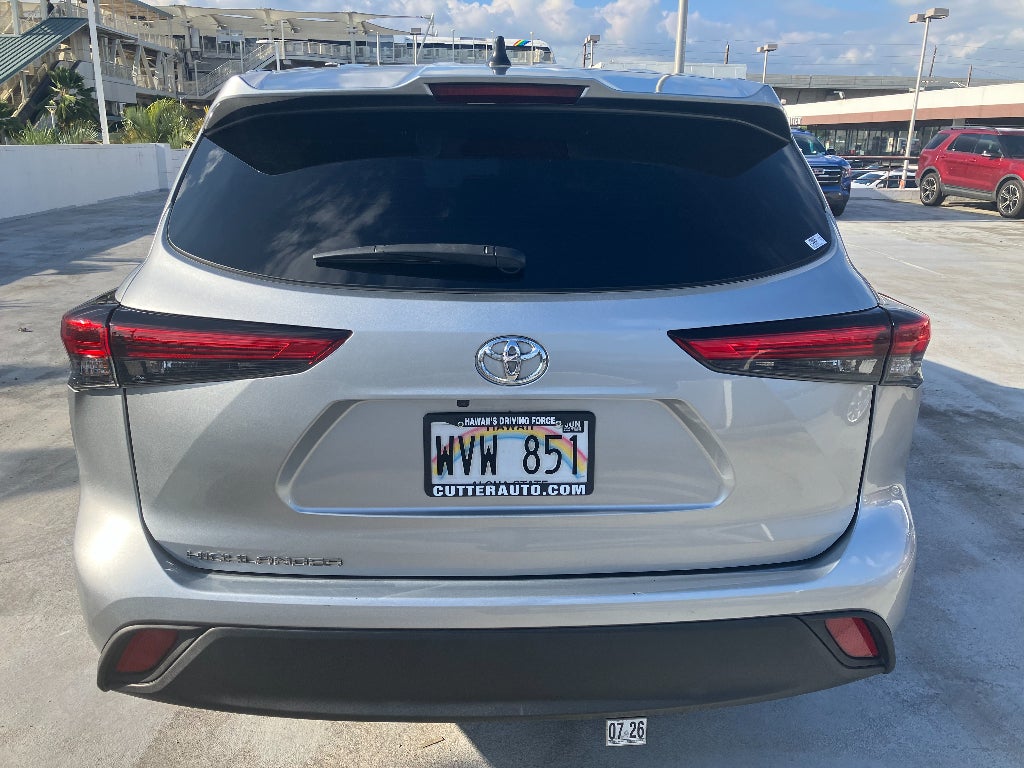 2023 Toyota Highlander L